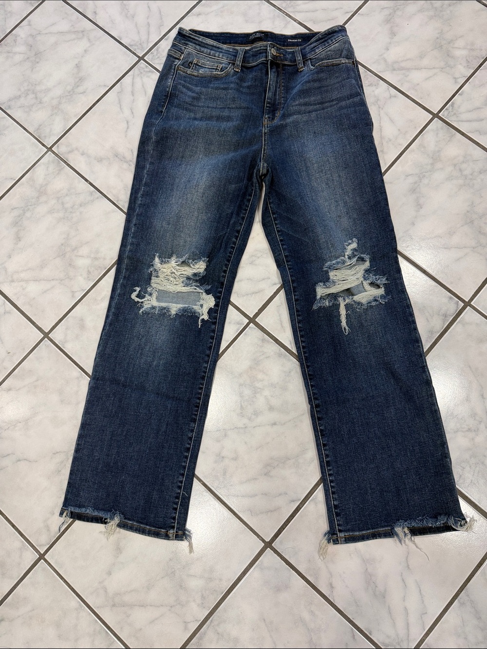 Judy Blue Dark Wash Distressed Straight Leg Jeans